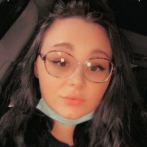 Meet your Posher, Desirea